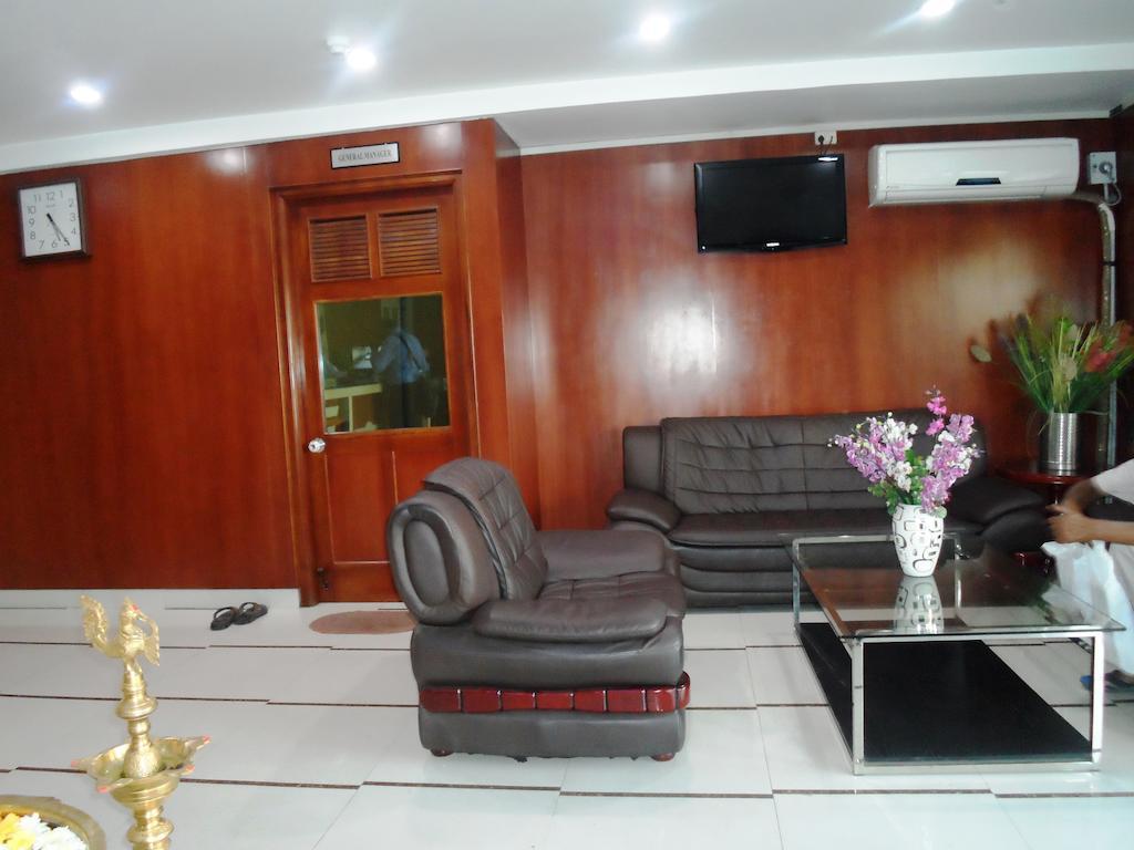 Psr Hotel Tirupati Exterior photo