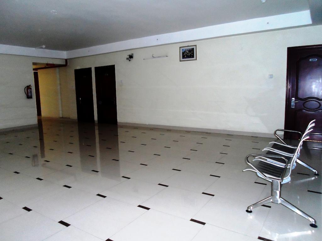 Psr Hotel Tirupati Exterior photo