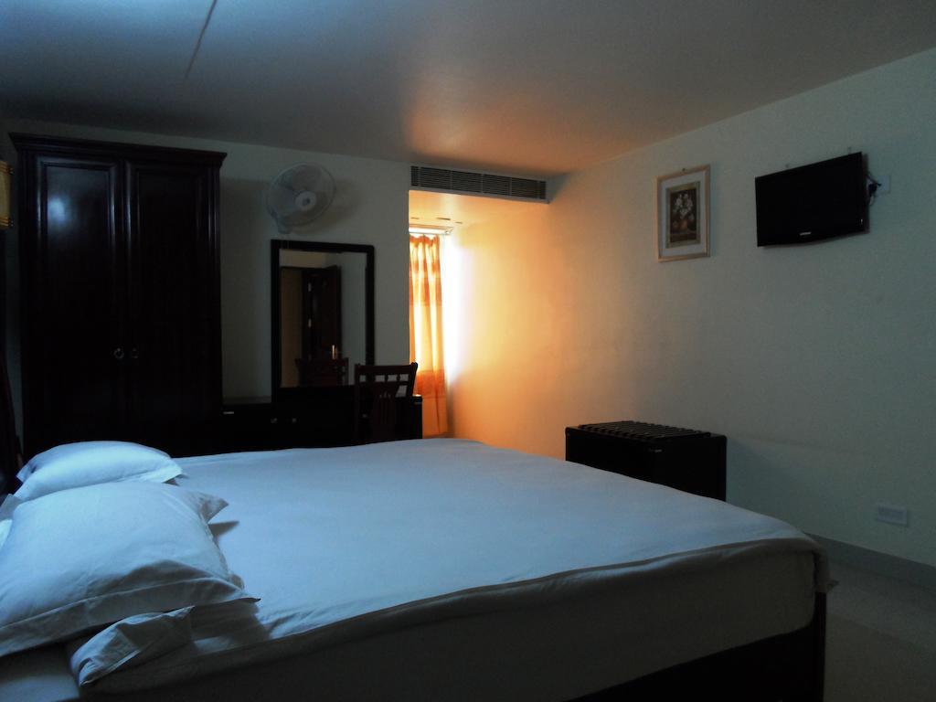 Psr Hotel Tirupati Exterior photo